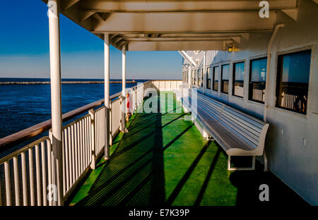 An Bord der Cape kann - Lewes Fähre, in der Delaware-Bucht zwischen New Jersey und Delaware. Stockfoto