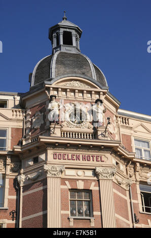 Closeup NH Doelen Hotel Amsterdam im Stadtteil alten Seite Holland Stockfoto