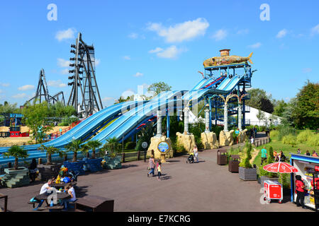 Blick auf den Park zeigt Tiefe kostenlos Wasser Fahrt, Thorpe Park Freizeitpark, Chertsey, Surrey, England, Vereinigtes Königreich Stockfoto