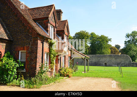 19. Jahrhundert Keeper Haus, Berkhamsted Castle, Berkhamsted, Hertfordshire, England, Vereinigtes Königreich Stockfoto