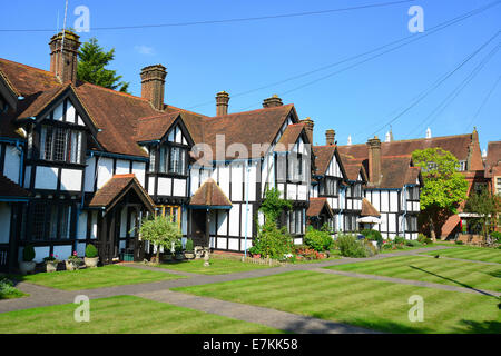 Louisa Cottages (19. Jahrhundert Armenhäuser), Parkstraße, Tring, Hertfordshire, England, Vereinigtes Königreich Stockfoto