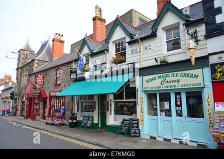 Castle Street, Conwy, Conwy County Borough, Wales, Vereinigtes Königreich Stockfoto