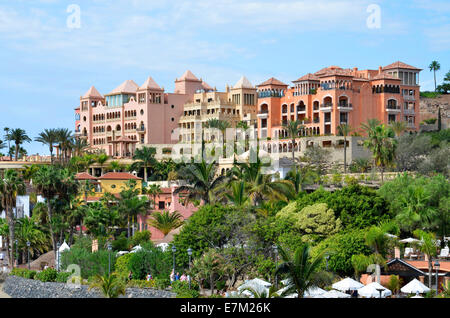 Das Gran Hotel in das Resort Bahia Del Duque an der Costa Adeje, Teneriffa, Kanarische Inseln Stockfoto