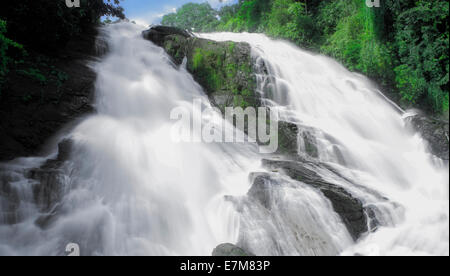 Stock Bild - lange Belichtung fällt Stockfoto