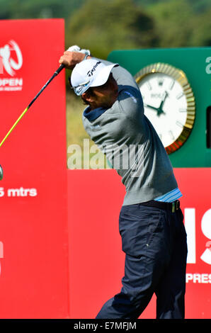 Newport, Wales, UK. 21. September 2014. Edoardo Molinari aus Italia Abschlag am 1. am letzten Tag des Wales Open. Robert Timoney Stockfoto