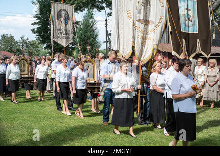 Litauer feiern religiöses fest, Punskas, Suwalskie Region, Polen Stockfoto