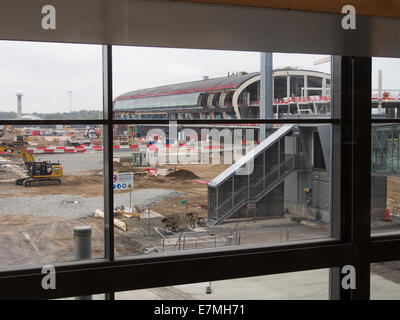 Oslo Flughafen, Gardermoen, Norwegen am stärksten frequentierte Flughafen baut, laufende Arbeiten an einem neuen Abfahrt pier Stockfoto