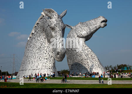 Die Kelpies, Schottlands großen öffentlichen Kunstwerke von Andy Scott. Stockfoto
