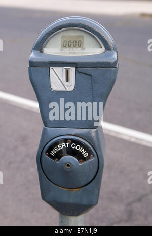 Spoakne hat ihre Parkuhren, die Kreditkarte Vielfalt noch nicht aktualisiert Stockfoto