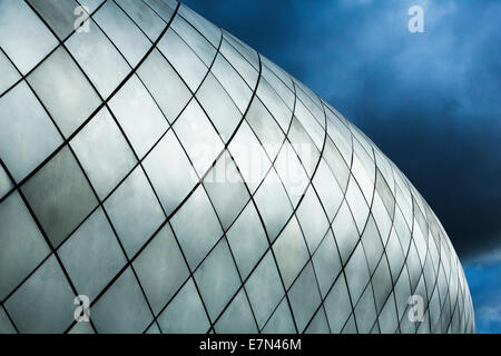 Das Dach des Gebäudes Debenhams im Arc Shopping Centre in Bury St Edmunds, UK Stockfoto