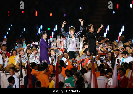 JYJ, 19. September 2014: Eröffnungsfeier am Incheon Asiad Hauptstadion während der 2014 Incheon asiatische Spiele in Incheon, Südkorea. © YUTAKA/AFLO SPORT/Alamy Live-Nachrichten Stockfoto