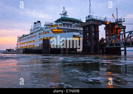 Mukilteo-Clinton Fähre für Whidbey Island. Mukilteo, Washington, USA Stockfoto