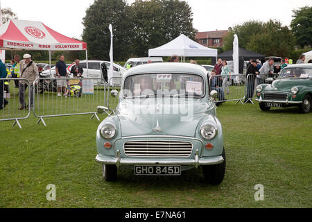 Morris 1000 1098cc Estate 1966 bei der St Christophers Hospiz Classic Car Show fand in Orpington, Kent Stockfoto