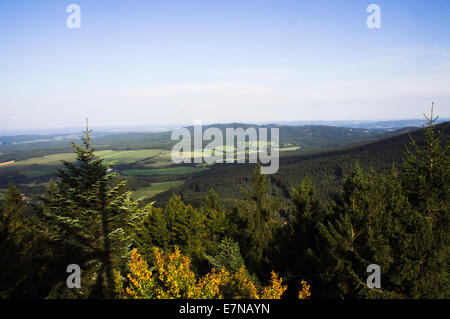 Novohradske Gebirge, Blick vom Aussichtsturm Kuh Berg, Kravi Hora, Kuhberg, in der Nähe von Hojna Voda Dorf, Region Ceske Budejovice, Tschechische Republik, 7. September 2014. (CTK Foto/Libor Sojka) Stockfoto