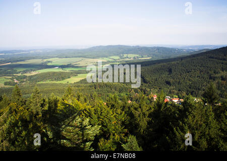 Novohradske Gebirge, Blick vom Aussichtsturm Kuh Berg, Kravi Hora, Kuhberg, in der Nähe von Hojna Voda Dorf, Region Ceske Budejovice, Tschechische Republik, 7. September 2014. (CTK Foto/Libor Sojka) Stockfoto