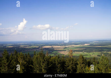 Novohradske Gebirge, Blick vom Aussichtsturm Kuh Berg, Kravi Hora, Kuhberg, in der Nähe von Hojna Voda Dorf, Region Ceske Budejovice, Tschechische Republik, 7. September 2014. (CTK Foto/Libor Sojka) Stockfoto