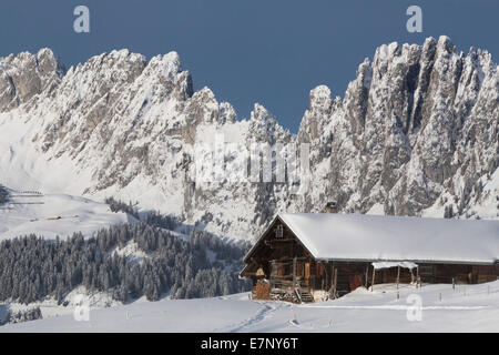 Gastlosen, Almhütte, Jaunpass, Berg, Berge, Hütte, Haus, Almhütte, Winter, Kanton Bern, Kanton, FR, Freiburg, Fre Stockfoto