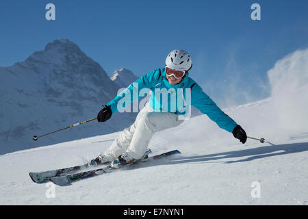 Ski, Skifahren, Grindelwald, Grat, Eiger, Jungfrau, Berg, Berge, Ski, Skifahren, Carving, Winter, Wintersport, Kanton Bern, Stockfoto