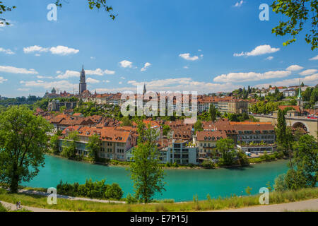 Bern, Bern, Schweiz, Europa, Architektur, Stadt, grün, Landschaft, Altstadt, Dächer, Skyline, Straße, touristische, Reise, une Stockfoto