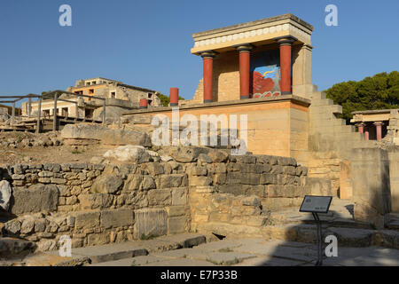 Europa, Griechenland, Griechisch, Kreta, Mittelmeer, Insel, Heraklion, Heraklion, Knossos, Palast, archäologische Stätte, Spalten Stockfoto