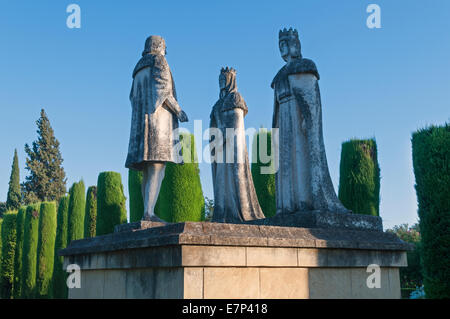 Statue von Christopher Columbus, König Ferdinand und Königin Isabella Alcazar Gärten Cordoba Andalusien Spanien Stockfoto