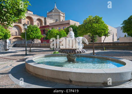 Brunnen im Plaza del Triumfo Cordoba Andalusien Spanien Stockfoto