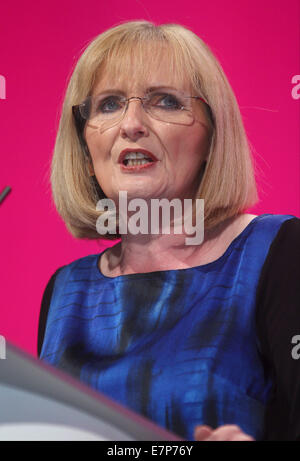 MARGARET CURRAN MP Schatten SECRETARY OF STATE FOR 22. September 2014 MANCHESTER Stadtzentrum von MANCHESTER ENGLAND Stockfoto