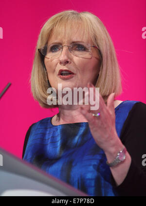 MARGARET CURRAN MP Schatten SECRETARY OF STATE FOR 22. September 2014 MANCHESTER Stadtzentrum von MANCHESTER ENGLAND Stockfoto