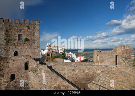 Mittelalterlichen Bergfried von Monsaraz, Alentejo, Portugal Stockfoto