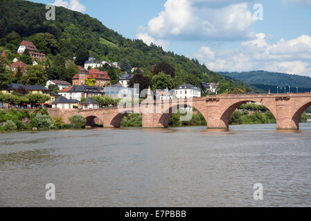 Panorama der Stadt mit alten Brücke über den Fluss Neckar, Heidelberg, Südwest-Deutschland, Baden-Württemberg, Europa Stockfoto