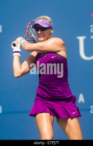 Flushing Meadows, New York, USA. 31. Aug, 2014.Mirjana Lucic-Baroni (CRO) in der 4. Runde Maßnahmen auf die US Open Tennis Championships. © Stockfoto