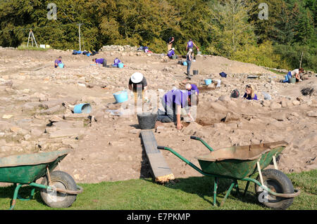 Ausgegrabenen Reste an Vindolanda, ein Roman Auxiliary Fort und zugehörigen Stadt in der Nähe der Hadrianswall in Nordengland. Stockfoto