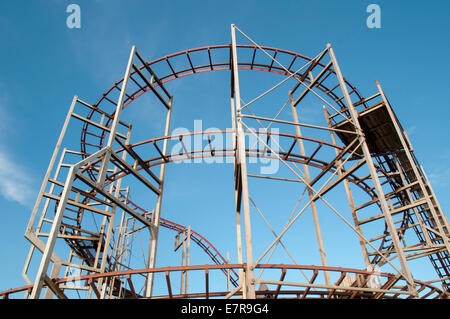 alten Achterbahnfahrt an Hayling Island Küste, Hampshire, England Stockfoto