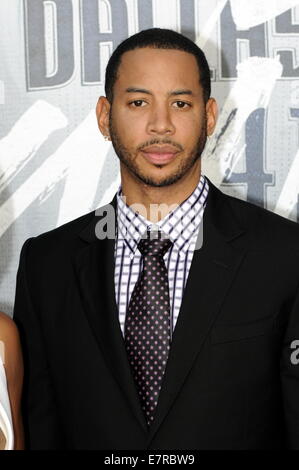 Köln, Deutschland. 16. Sep, 2014. Dallas Mavericks Spieler Devin Harris kommt für die Weltpremiere des Films "Nowitzki - The Perfect Shot" in Köln, 16. September 2014. Foto: Horst Galuschka/Dpa - NO-Draht-SERVICE-/ Dpa/Alamy Live News Stockfoto