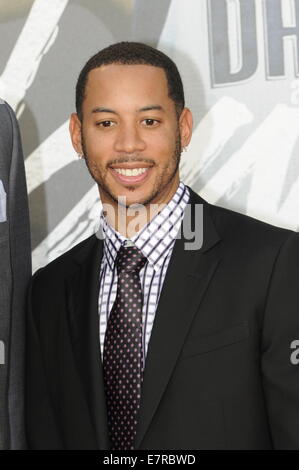 Köln, Deutschland. 16. Sep, 2014. Dallas Mavericks Spieler Devin Harris kommt für die Weltpremiere des Films "Nowitzki - The Perfect Shot" in Köln, 16. September 2014. Foto: Horst Galuschka/Dpa - NO-Draht-SERVICE-/ Dpa/Alamy Live News Stockfoto