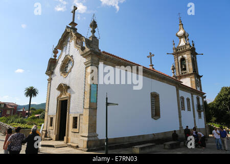 PONTE DE LIMA, PORTUGAL - 3. August 2014: Berühmte Kapelle des Heiligen Michael in Ponte de Lima, eine Stadt in der nördlichen Minho-region Stockfoto