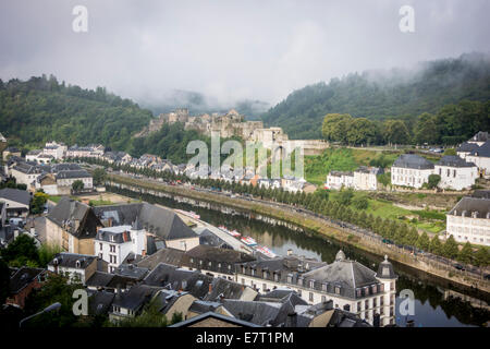 Luftaufnahme von Bouillon Schloss in Belgien Stockfoto