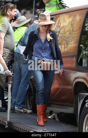 Kate Walsh und Anne Heche am Set des neuen TV show "Schlechte Richter" shooting on Location Los Feliz mit: Anne Heche Where: Los Angeles, California, Vereinigte Staaten von Amerika bei: 21. März 2014 Stockfoto