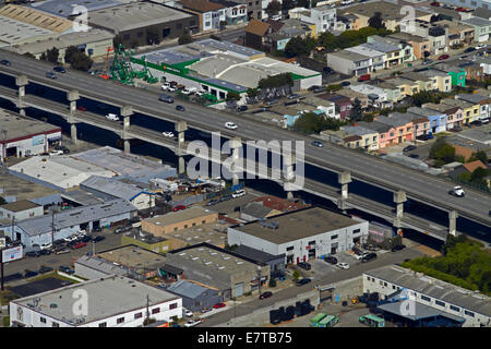 Doppeldecker südlichen Embarcadero Freeway (I 280), San Francisco, Kalifornien, USA - Antenne Stockfoto