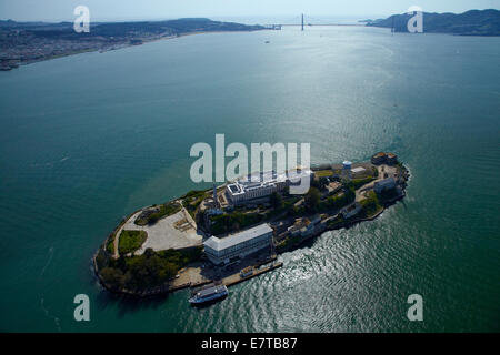 Alcatraz Insel, ehemalige maximale Hochsicherheits-Gefängnis, San Francisco Bay und Golden Gate Bridge in Ferne, San Francis Stockfoto