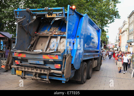 Viridor verweigern LKW sammeln recycling Abfall in Norwich Stadtzentrum entfernt. Stockfoto