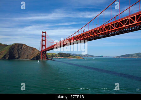 Golden Gate Bridge, und Marin Headlands, Bucht von San Francisco, San Francisco, Kalifornien, USA - Antenne Stockfoto