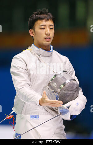 Incheon, Südkorea. 24. Sep, 2014. / Kenta Tokunan (JPN)-Fechten: Säbel Team am Dowon Gymnasium während der 2014 Incheon asiatische in Incheon, Südkorea Spiele. Bildnachweis: Aflo Co. Ltd./Alamy Live-Nachrichten Stockfoto