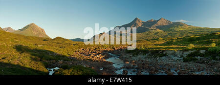 Sgurr Nan Gillean, River Sligachan und Marsco Panorama Stockfoto