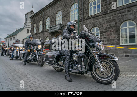 Mitglieder der Harley Davidson Motorrad Club. Jährlichen Sommerfest, Kulturnacht, Reykjavik, Island Stockfoto