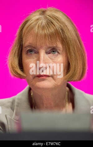 MANCHESTER, VEREINIGTES KÖNIGREICH. 24. September 2014. Harriet Harman, stellvertretender Vorsitzender der Labour, Schatten stellvertretender Premierminister des Vereinigten Königreichs, am Tag von der Labour Party Jahreskonferenz nehmen vier in Manchester Central Convention Complex Credit stellen: Russell Hart/Alamy Live News. Stockfoto