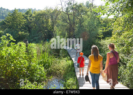 Fuß durch den Krka Nationalpark, Dalmatien, Kroatien Stockfoto