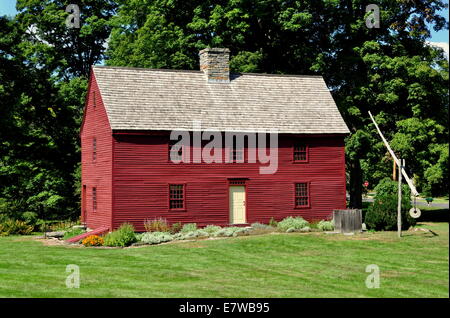 Woodbury, Connecticut: Um 1680 Hurd House, Sitz der alten Woodbury Historical Society Stockfoto