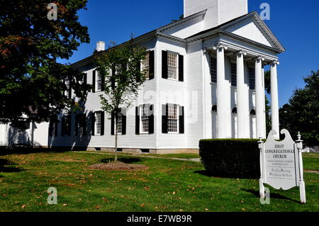 Litchfield, Connecticut: 1829 First Congregational Church im neoklassizistischen Stil erbaut Stockfoto