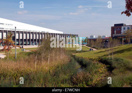 Austin-Park und Bournville College, Longbridge, Birmingham, West Midlands, England, UK Stockfoto